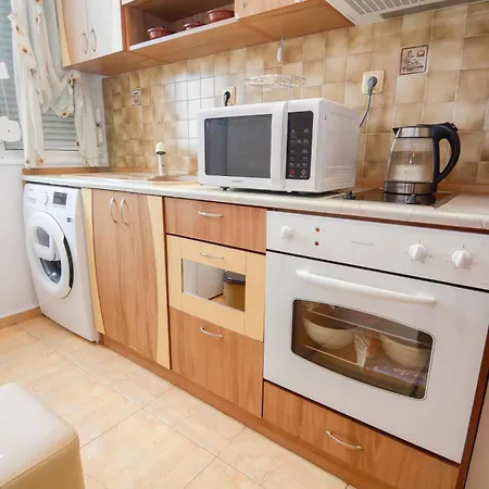 Two-Bedroom Vintage Apartment Top Location * Burgaz