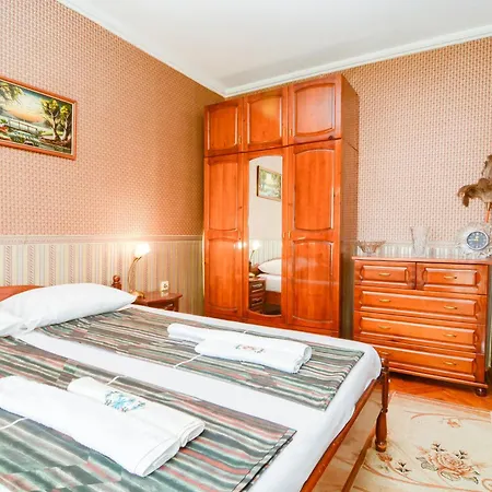 Daire Two-Bedroom Vintage Apartment Top Location Burgaz
