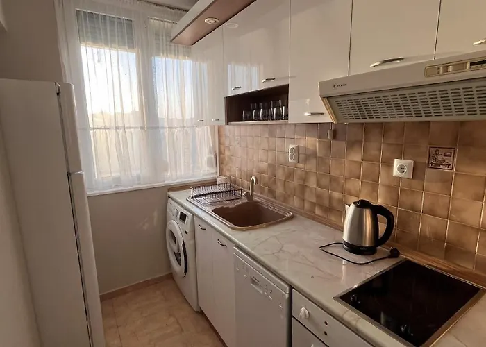 Two-bedroom Vintage Location Burgas