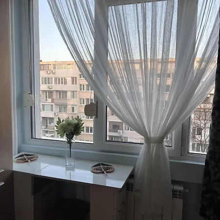 Two-bedroom Vintage Location Apartment Burgas City