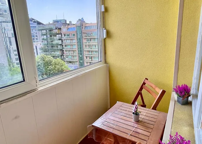 Two-bedroom Vintage Location Appartement