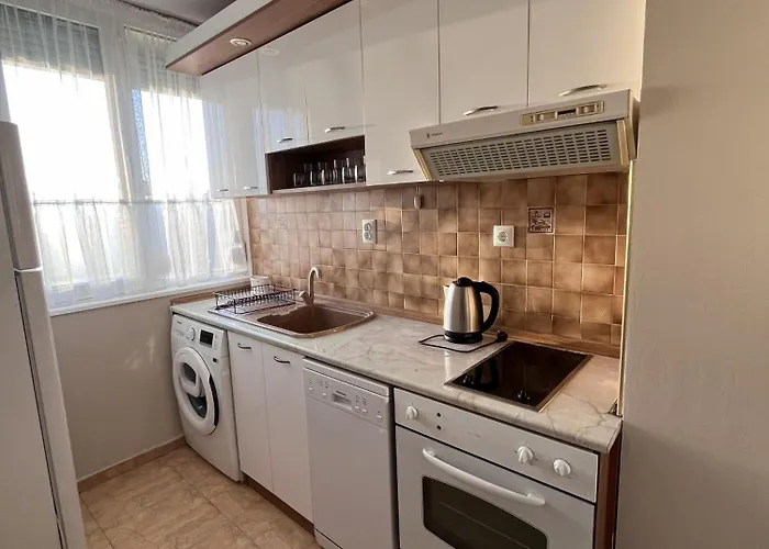 Two-bedroom Vintage Location * Burgas